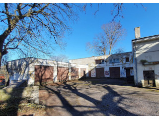 GARAAŽ anda üürile Kuressaares