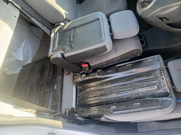 peugeot-partner-16-66kw-big-8