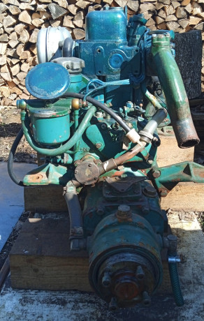 volvo-penta-11m-paadimootor-koos-reversiga-big-1