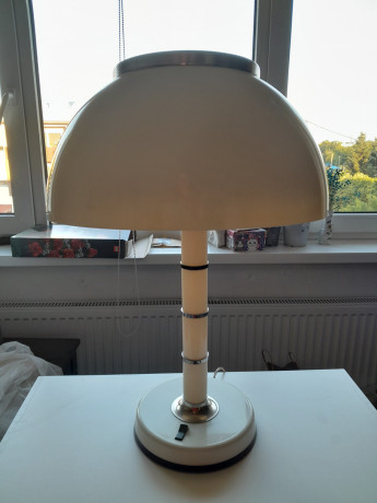 muua-retro-laualamp-big-0