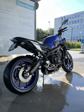 yamaha-mt-09-r3-85kw-2017-big-2