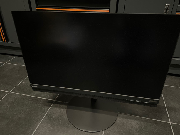 muua-lenovo-thinkvision-monitor-27-uhd-big-0