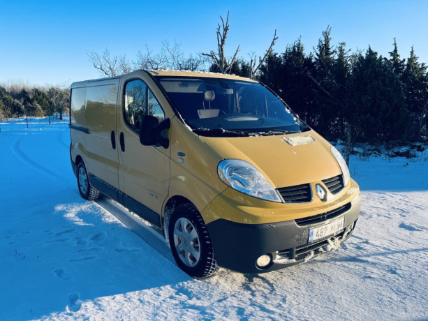 renault-trafic-2014-big-1